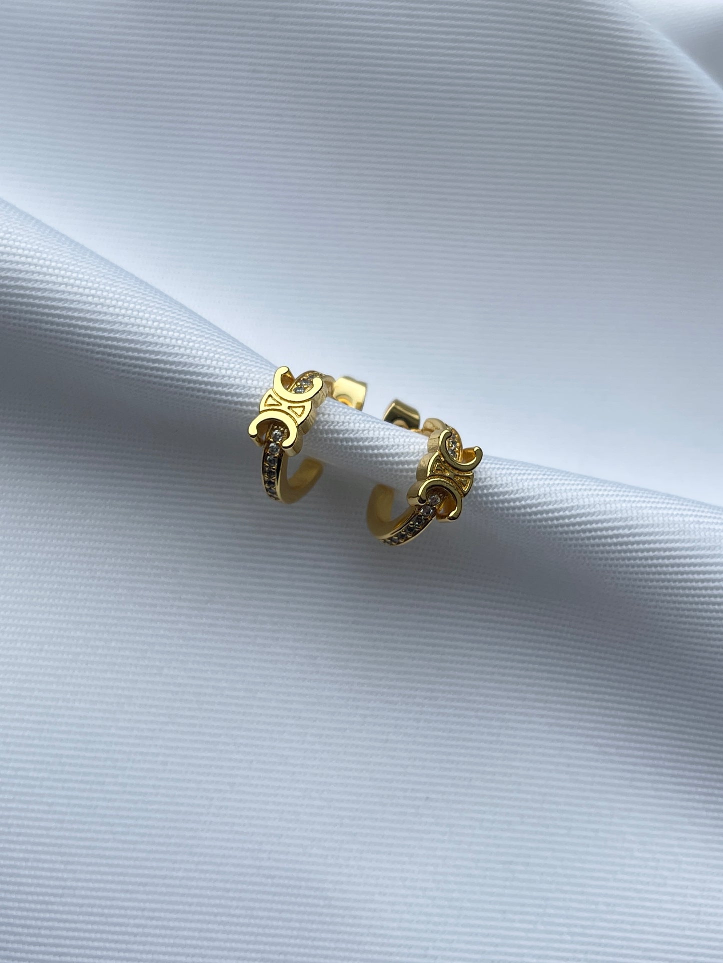 Triomphe crystal small hoop