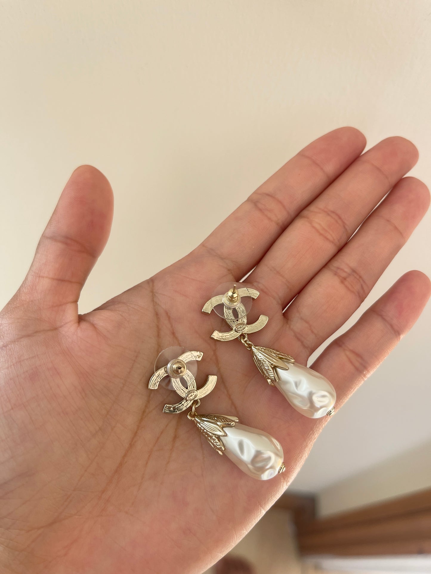 CC pendent earrings