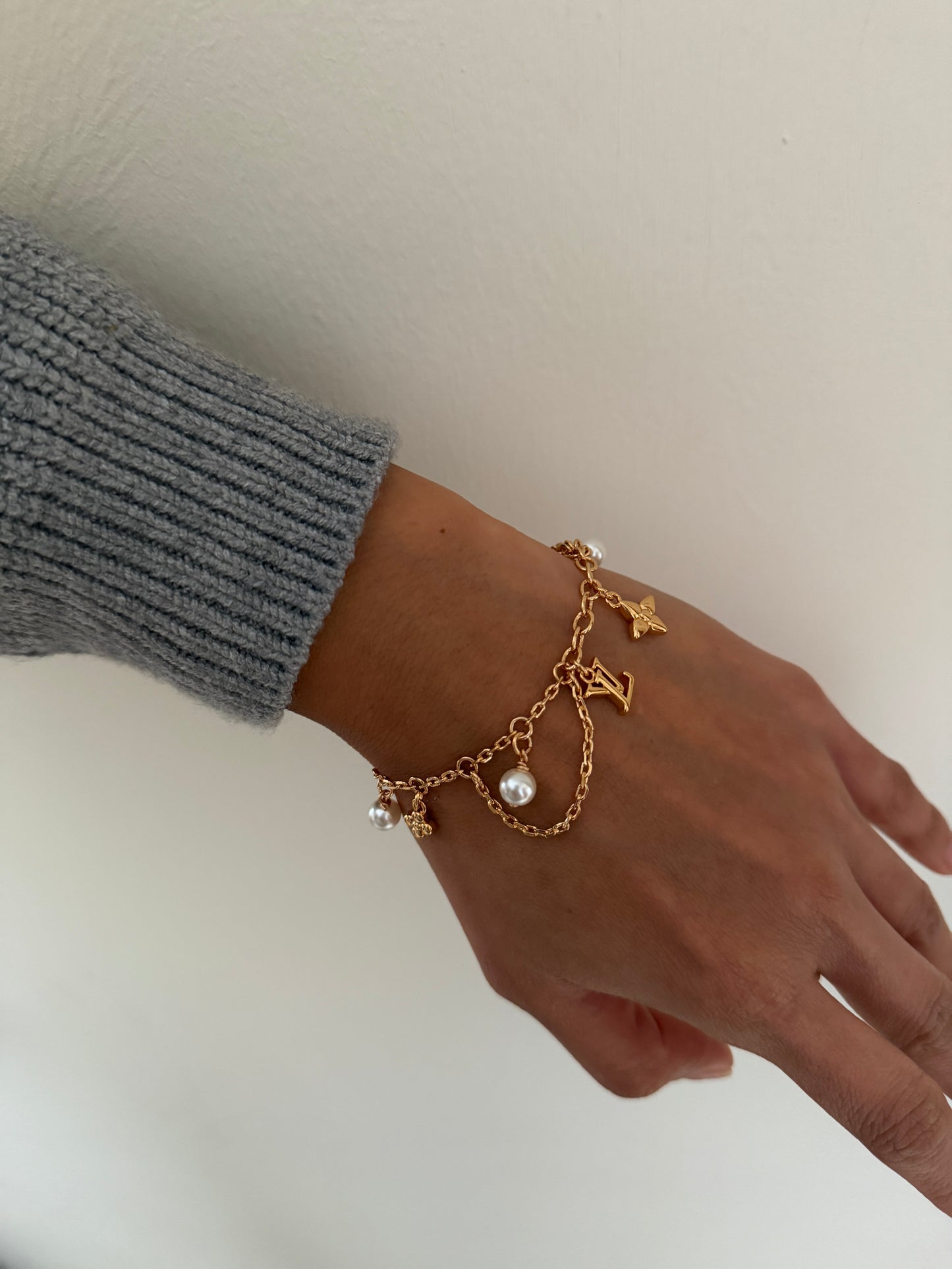 Blooming Pearls Bracelet