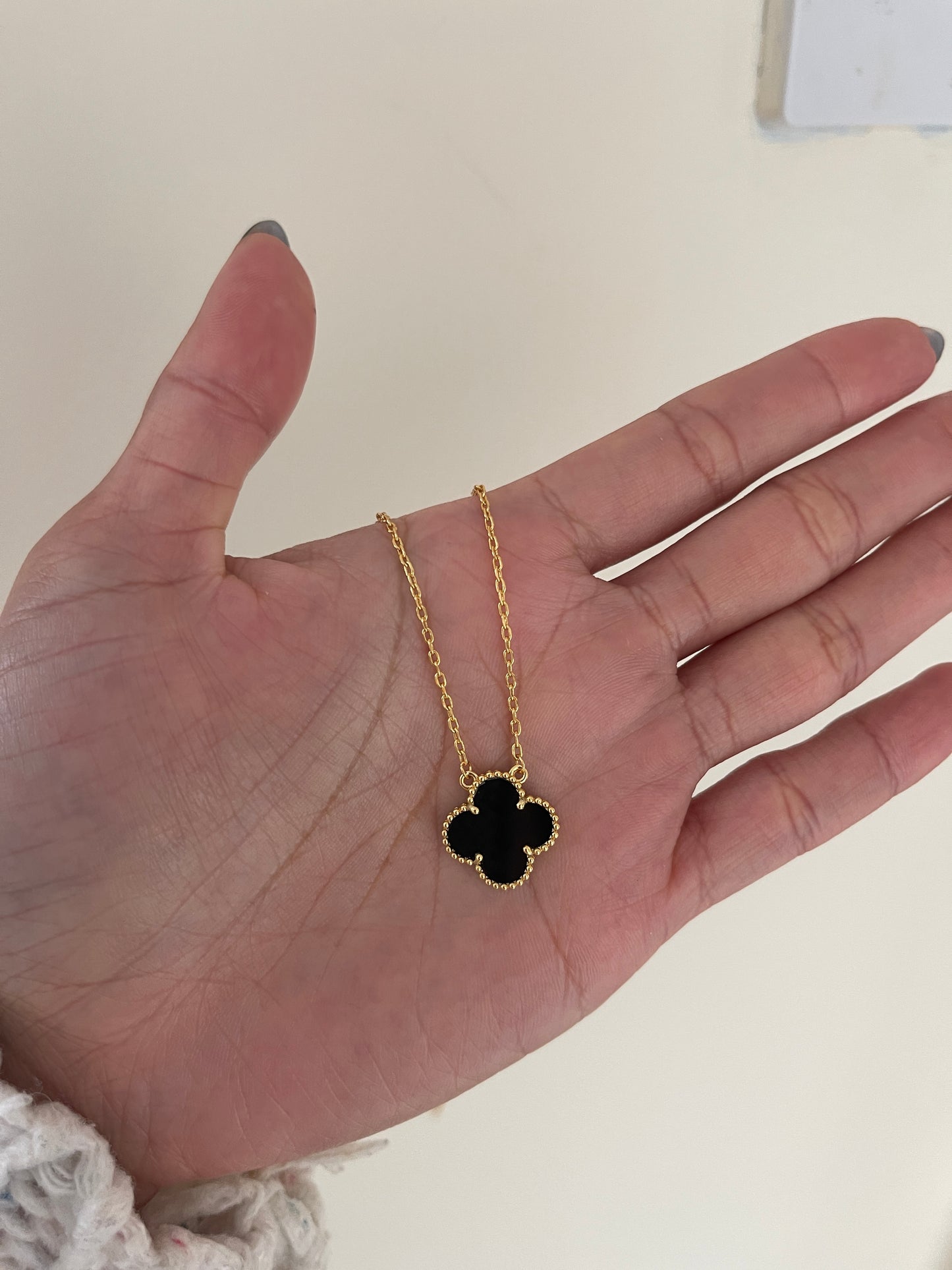 Vintage Alhambra gold and onyx pendant