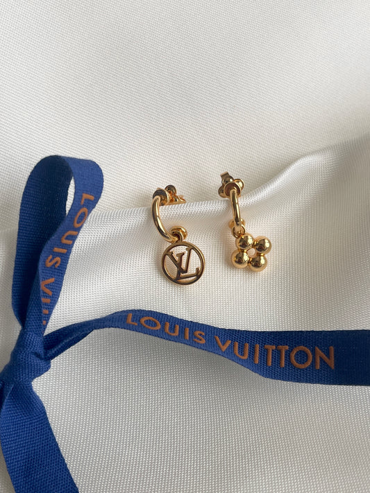 Lv blooming earrings